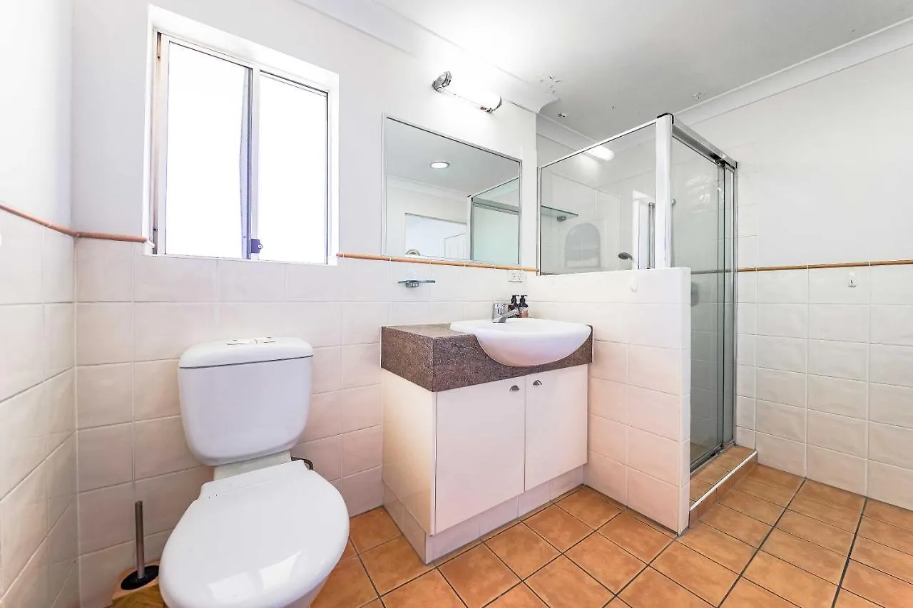 Гостевой дом Calamvale Business Or Holiday Like Home Брисбен